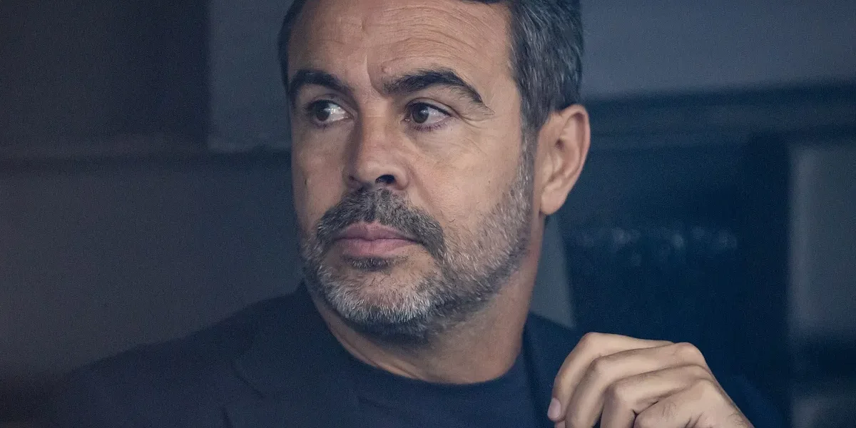 Artur Jorge erra em mudanças e torcida do Cruzeiro detona eliminação na Copa do Brasil