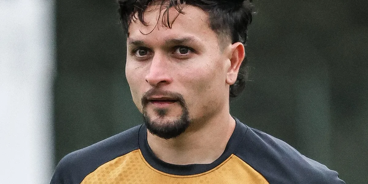 Artur vira ’10’ no São Paulo e ganha respaldo de Dorival