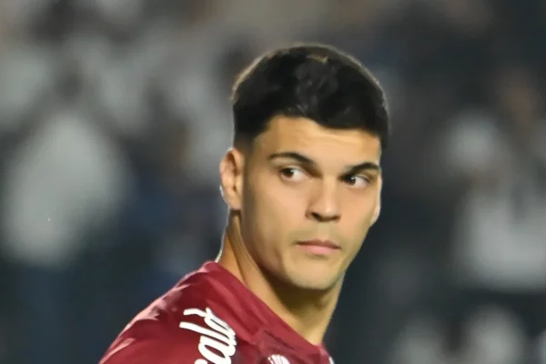 Brazão vai a faca e desfalca o Santos contra o Remo; Diógenes assume o gol