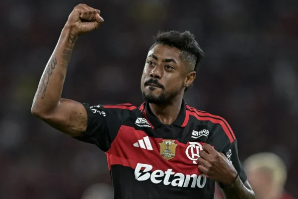 Bruno Henrique Decide e Flamengo Segura Liderança do Brasileirão