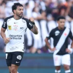 Bidu desfalca treino do Corinthians novamente por dores no púbis