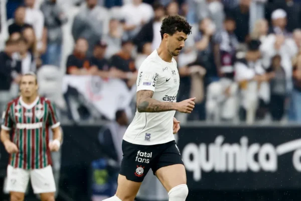 Corinthians cai para o Fluminense em casa e liga o sinal de alerta