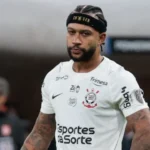 Silêncio e Vaia: Torcida do Corinthians Reage a Memphis