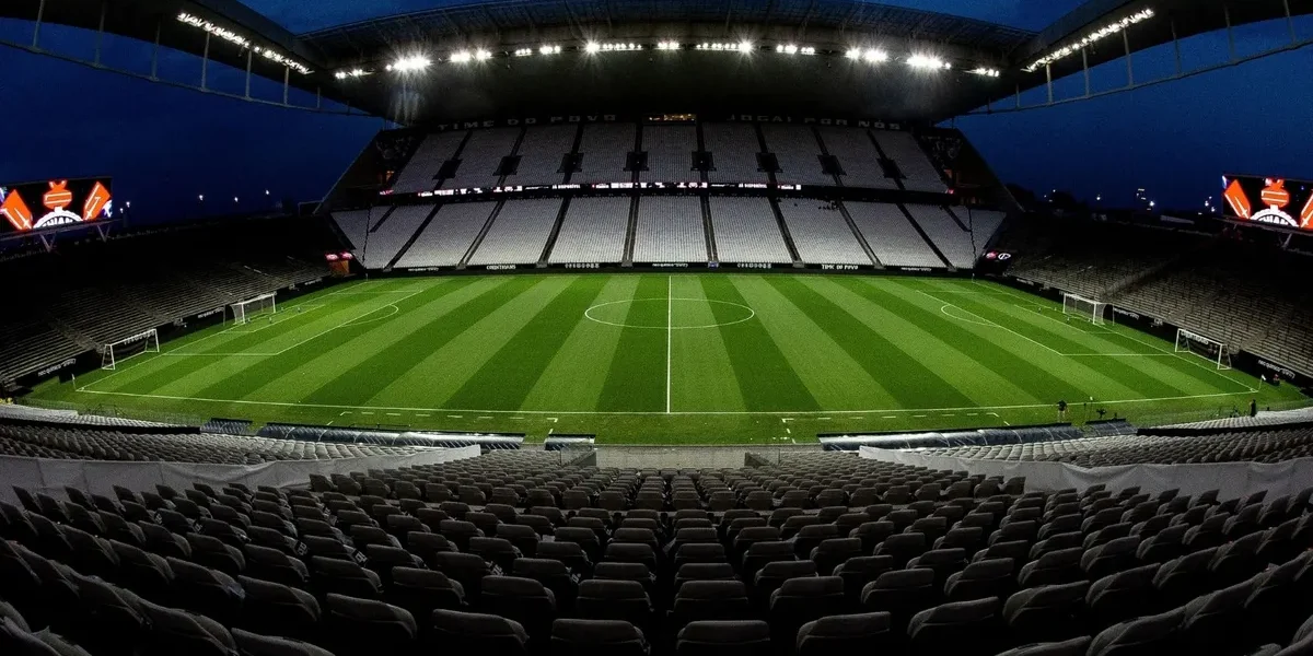 Corinthians enfrenta crise financeira com direitos de imagem atrasados