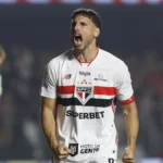 São Paulo aprova corte de estrangeiros: veja como fica o elenco