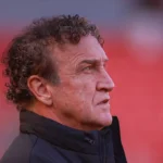 Santos sofre, vence Inter de virada e volta a sonhar com Libertadores