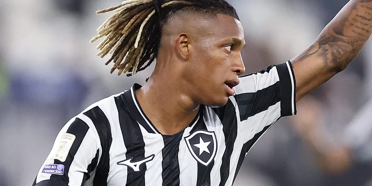 Crystal Palace de olho em Danilo, revela ex-dirigente do Botafogo