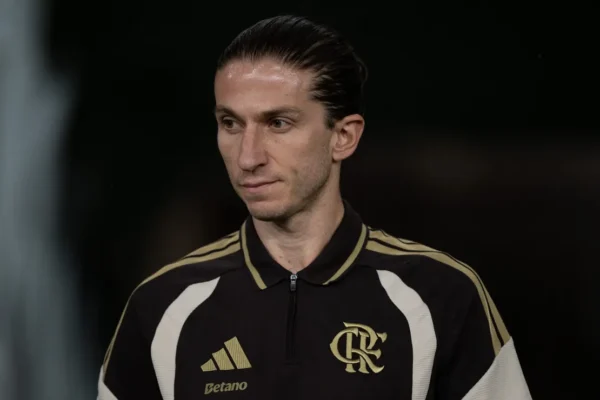 Monaco contrata Filipe Luís e avalia passagem vitoriosa pelo Flamengo