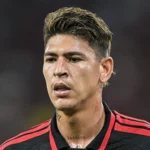 Carrascal brilha e falha: assistência e chance perdida no Flamengo