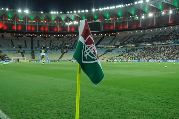 Fluminense pede transição antes do fim das bets e alerta clubes