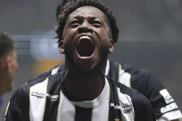 Virada Épica: Galo Elimina Cruzeiro e Voa na Copa do Brasil