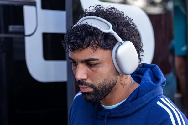 Cruzeiro bate o martelo sobre Gabigol e veta novo empréstimo com salário dividido
