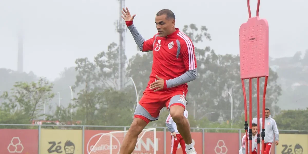 Pezzolano poupa titulares e deixa mistério para o Gre-Nal 454
