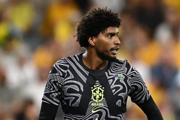 Hugo Souza não falhou em gol da Austrália, diz análise