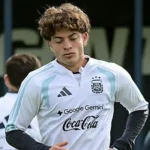 Giay retorna da Argentina com trunfo tático para o Palmeiras