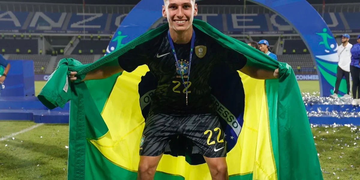 Menke retorna ao Inter e reforça o gol em meio a críticas e lesão de Rochet