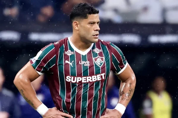 Hulk revela batalha espiritual no Fluminense após brilhar contra o Corinthians