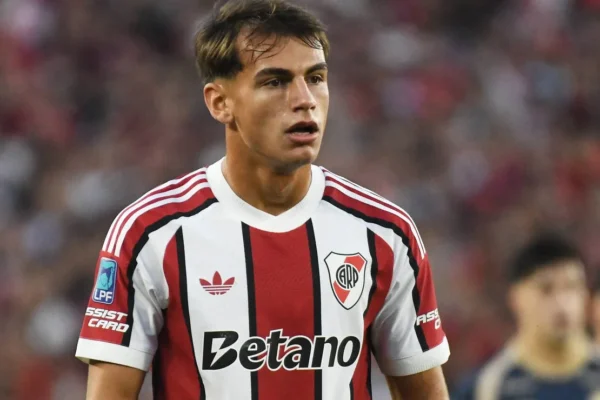 Joaquín Freitas chega ao Flamengo: “Quero me adaptar o mais rápido possível”