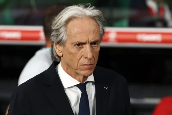 Jorge Jesus critica redução de gringos e expõe a verdadeira falha do futebol brasileiro