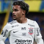 Kaio César quer ficar no Corinthians em 2027, mas clube ainda não se mexeu