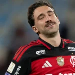 Palmeiras ironiza Flamengo após críticas ao gramado do Maracanã