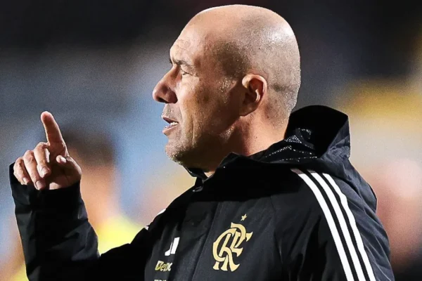 Flamengo encara altitude e gramado ruim para avançar na Libertadores