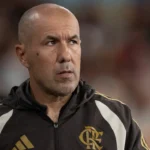 Jardim aponta falha defensiva em vitória do Flamengo sobre Corinthians