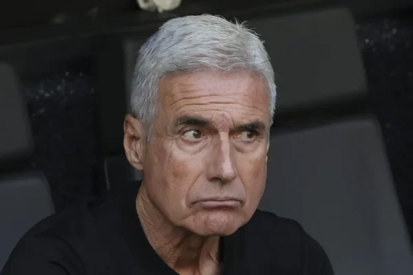 Botafogo veta retorno de Luís Castro após demissão do Grêmio