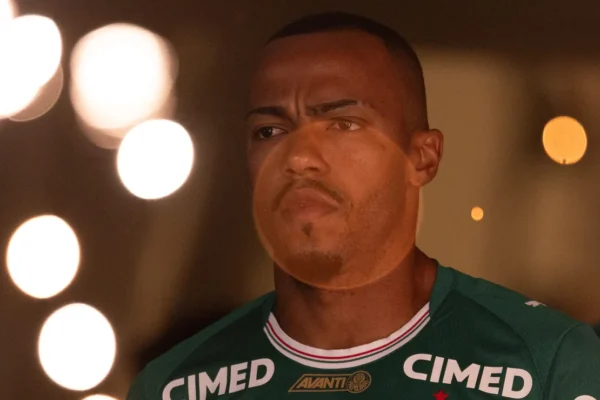 Marlon Freitas cobra Palmeiras no limite: “São 16 finais” após Data FIFA