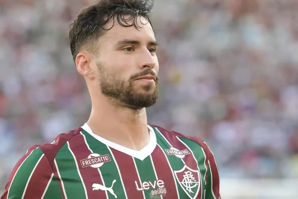 Martinelli na mira dos Emirados: Flu exige R$ 88 milhões