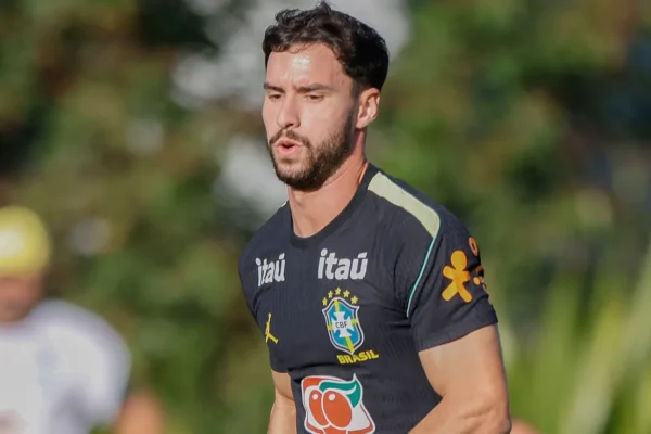 Martinelli na Seleção: dicas de Thiago Silva e gratidão ao Fluminense