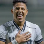 Botafogo na Justiça: Matheus Martins é reprovado no Dínamo e caso vira polêmica