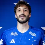 Viña se impressiona com estrutura do Cruzeiro em apresentação