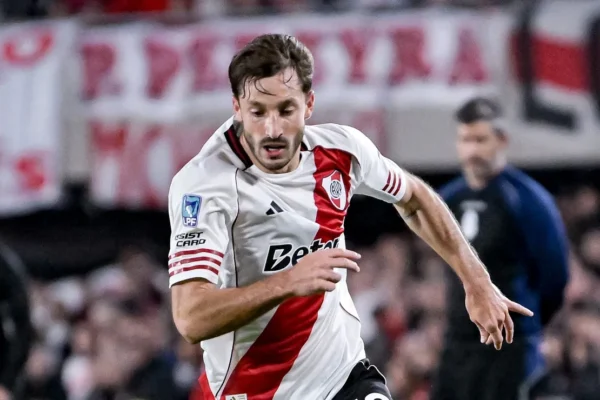 River Plate insiste e tenta de novo devolver Matías Viña ao Flamengo
