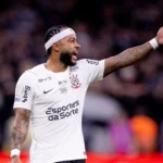 Memphis fora de novo: 90 minutos contra o Santos cobram preço no Corinthians
