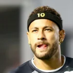 Neymar chora ao sair lesionado no Santos; Barreal e Veríssimo também preocupam