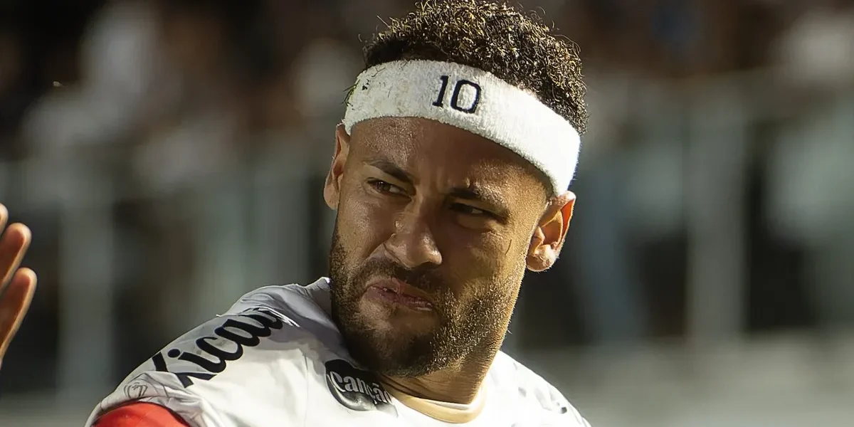 Neymar fora: lesão pode tirar craque do Santos por até 13 jogos