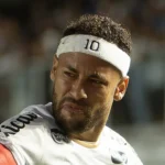 Neymar fora: lesão pode tirar craque do Santos por até 13 jogos