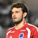 Hugo Souza falha, e Seleção pode testar Morisco e Otávio no gol