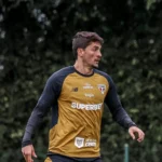 Pablo Maia fora do time? São Paulo muda meio-campo contra o Boca