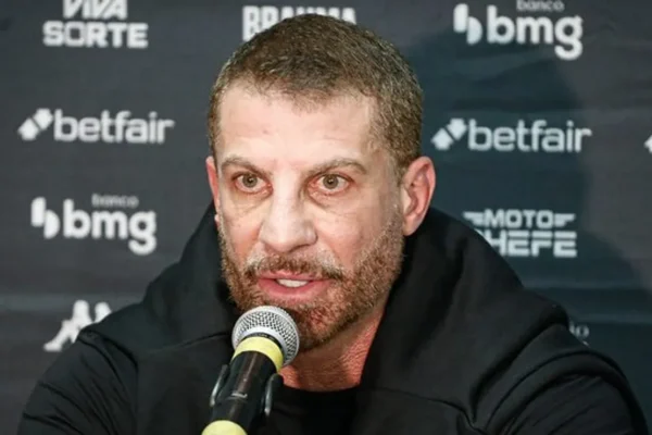 Pedrinho Bate o Pé: Clássico Vasco x Flamengo Tem que Ser em São Januário