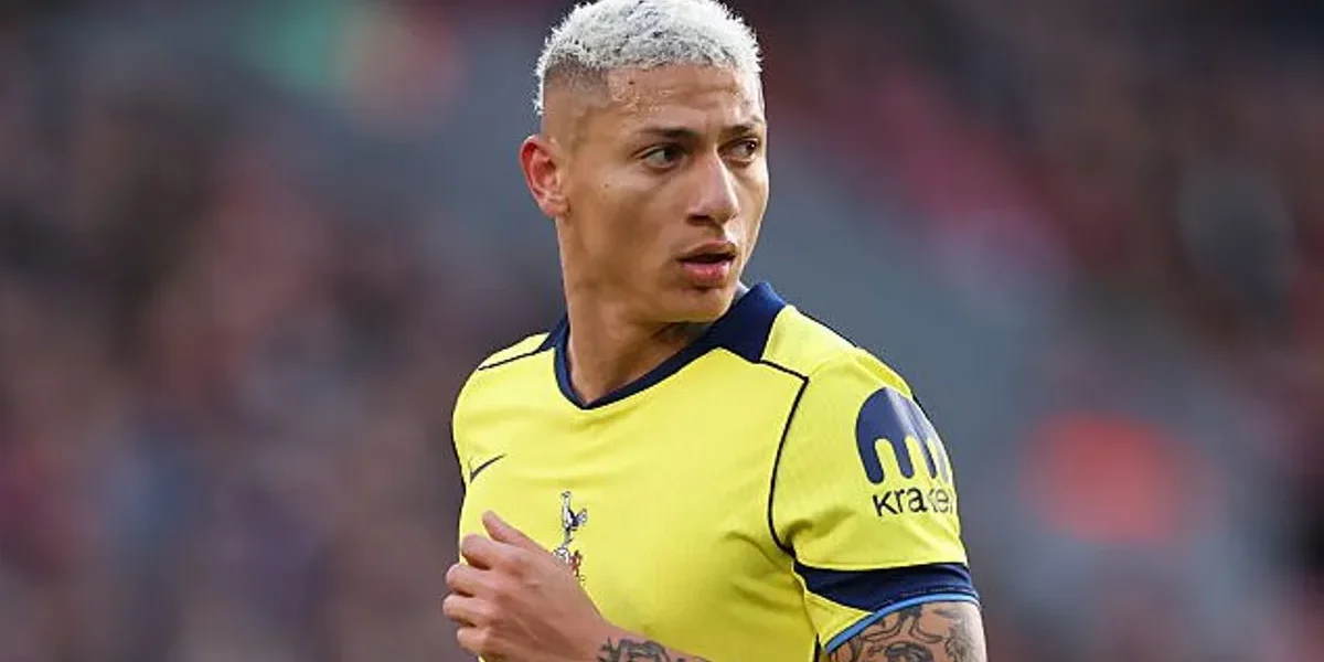 Vasco dá ponto final em Richarlison após recusa de vínculo longo