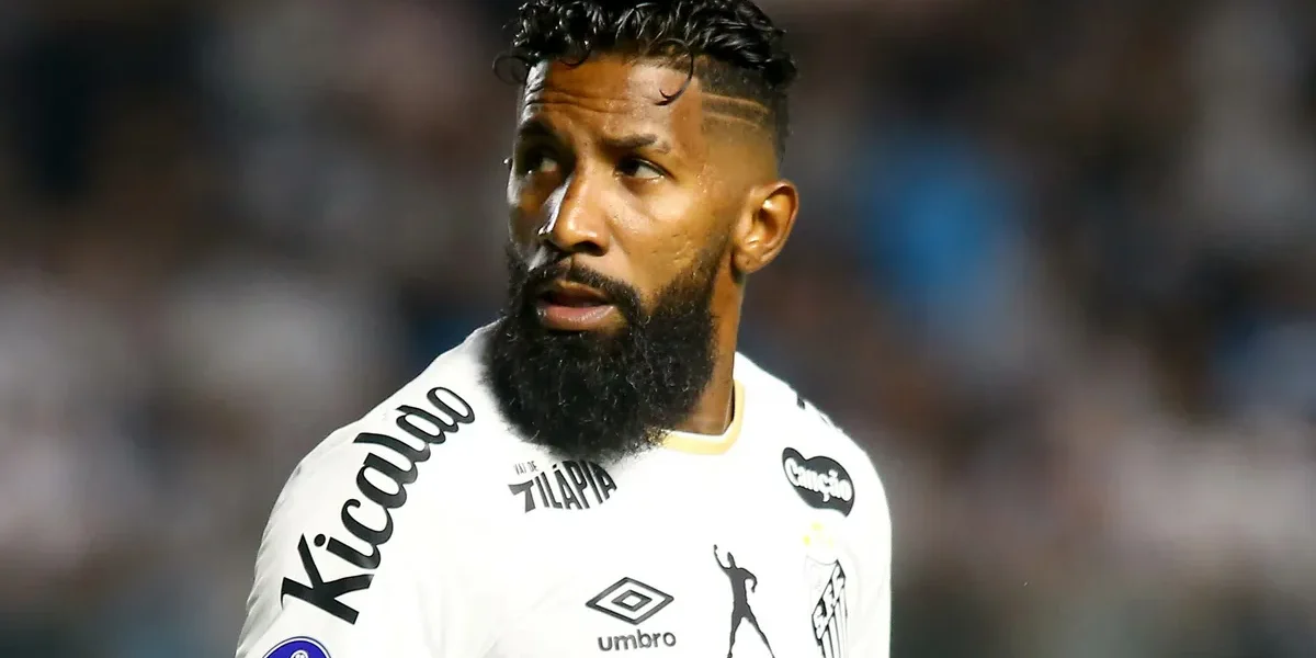 Rodinei brilha na estreia e Santos bate Atlético-MG por 2 a 0