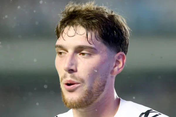 Rollheiser brilha sem Neymar e cria dilema para Cuca no Santos