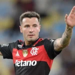 Flamengo libera Saúl para empréstimo: salário alto pesa e meia busca novos ares