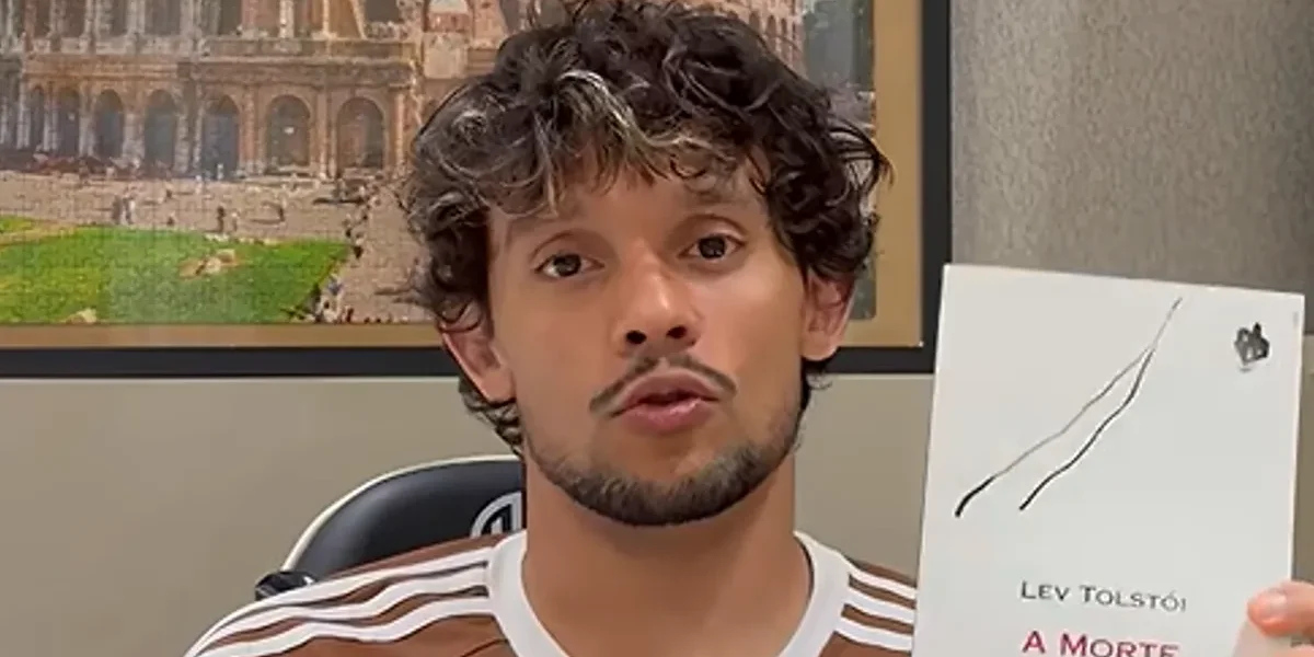 Gustavo Scarpa inspira torcida do Atlético a criar clube de leitura