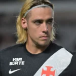 Spinelli se rende à grandeza do Vasco: ‘Time mais popular do Brasil’