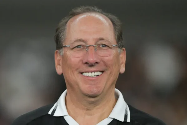 Textor Antecipou Verbas da Vbet ao Botafogo Antes de Restrições
