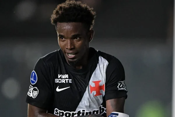 Thiago Mendes sonha com Vasco campeão da Copa do Brasil