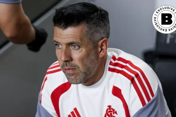 Inter aposta na linha de cinco com Pezzolano para fugir do Z-4